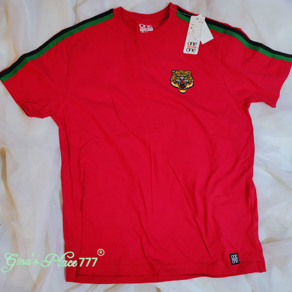 One Point One Boy's Short Sleeve Embroidered Patch Stripe Shoulder Tee Shirt Red - Picture 1 of 9